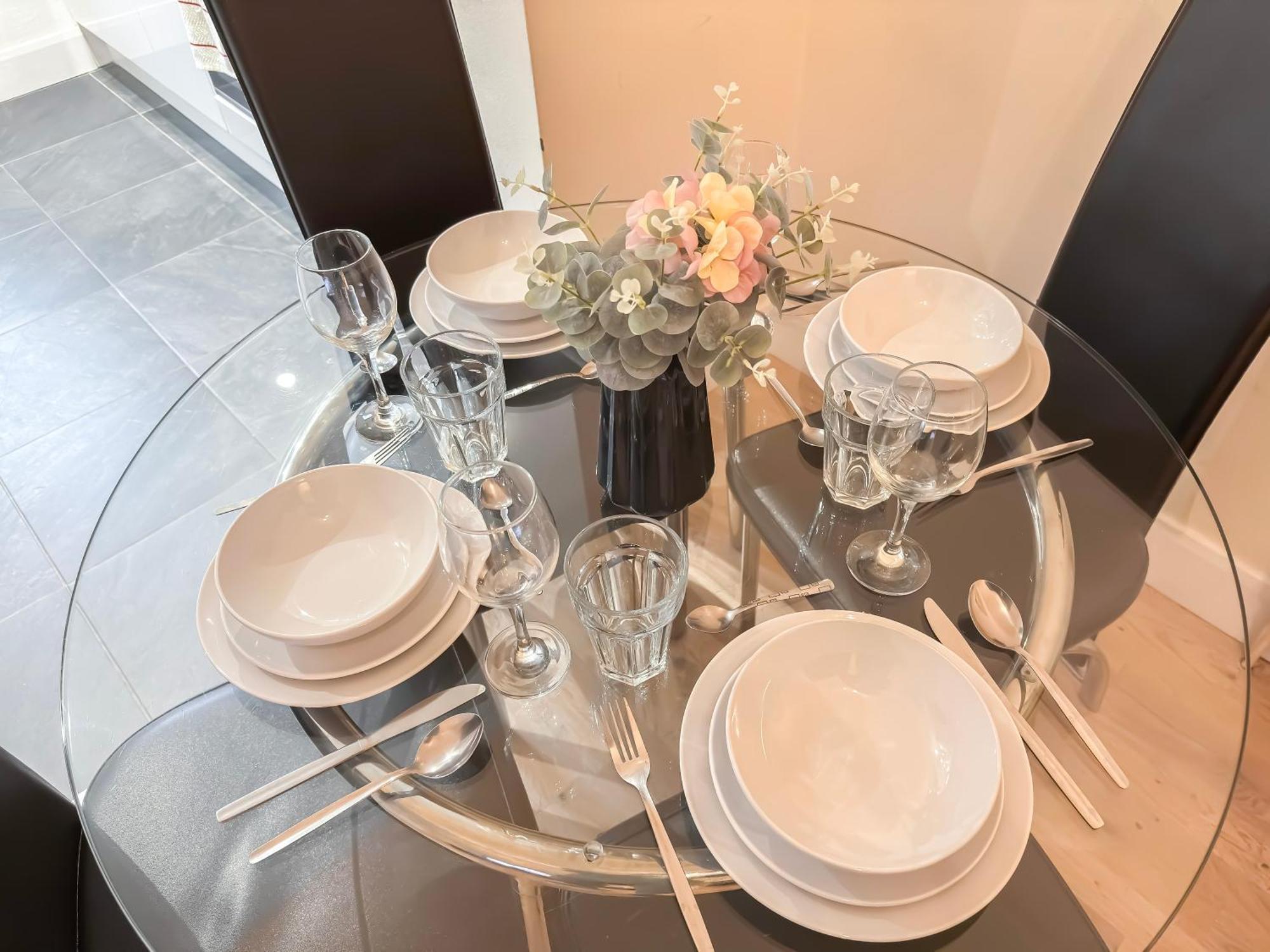 1-Bedroom Flat With Small Garden & Paid Parking In Finsbury Park, Highbury ロンドン エクステリア 写真