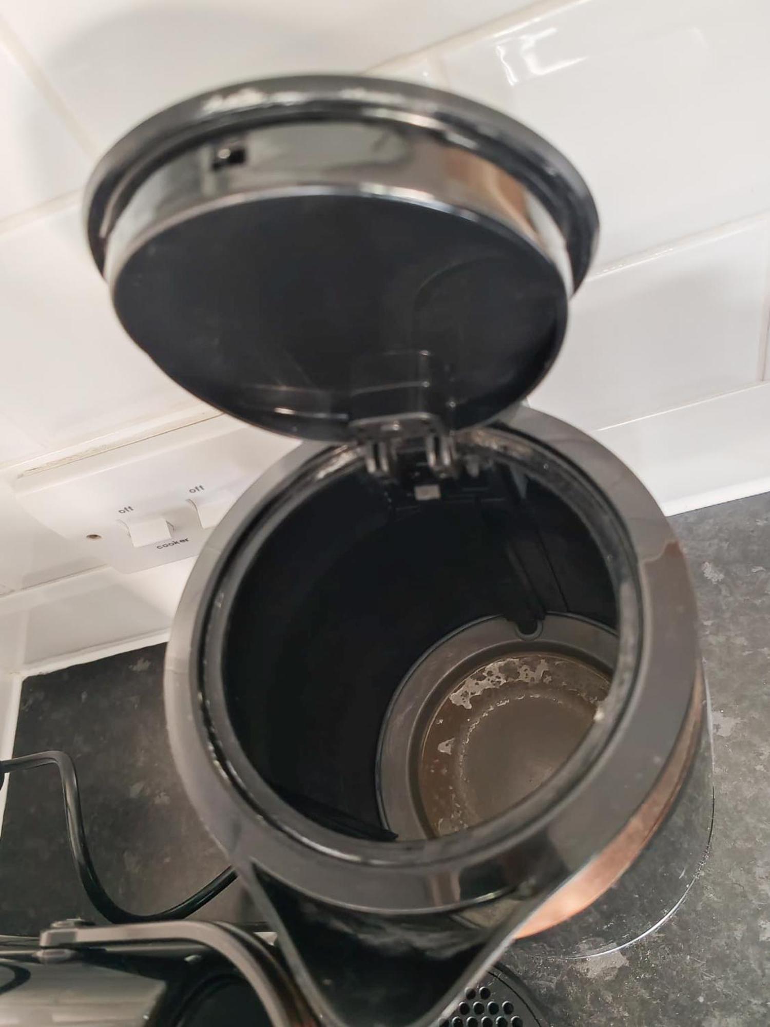 1-Bedroom Flat With Small Garden & Paid Parking In Finsbury Park, Highbury ロンドン エクステリア 写真