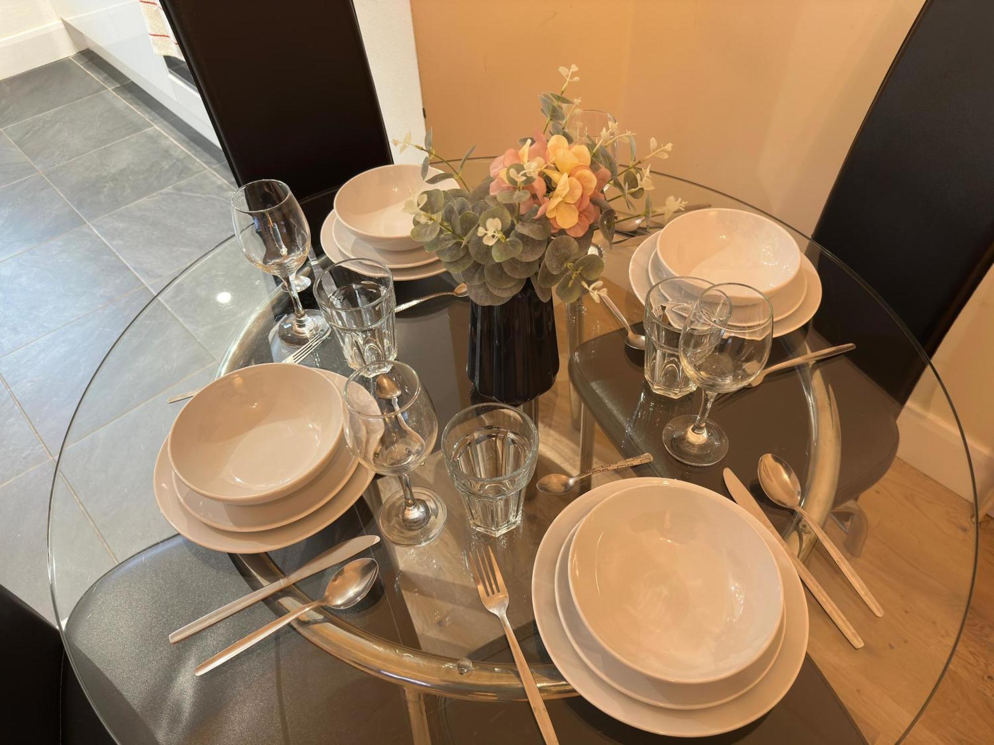 1-Bedroom Flat With Small Garden & Paid Parking In Finsbury Park, Highbury ロンドン エクステリア 写真
